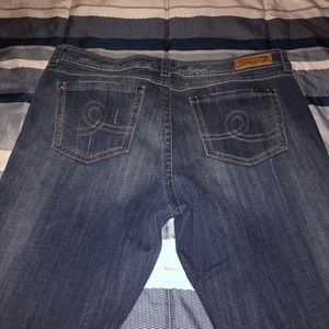 Women’s jeans series 7